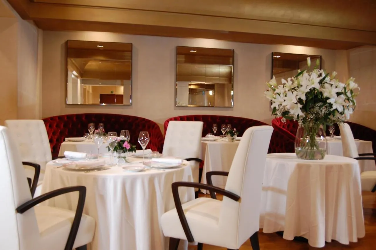 Hotel Rua Frati 48 In San Francesco Modena Italy